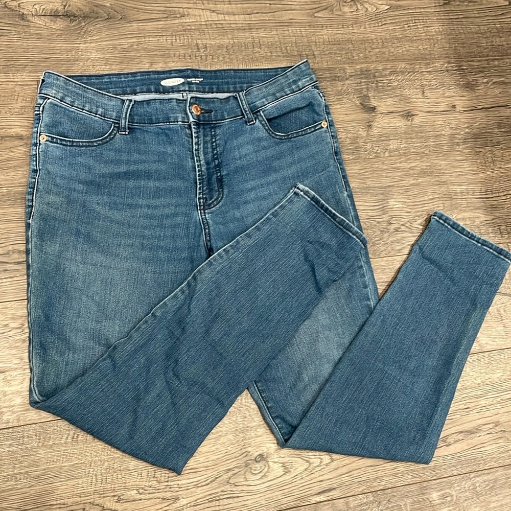 Old Navy, women’s, super skinny, mid-rise jeans, size 10